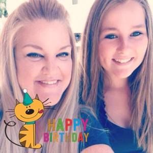 Meet your Posher, Holly